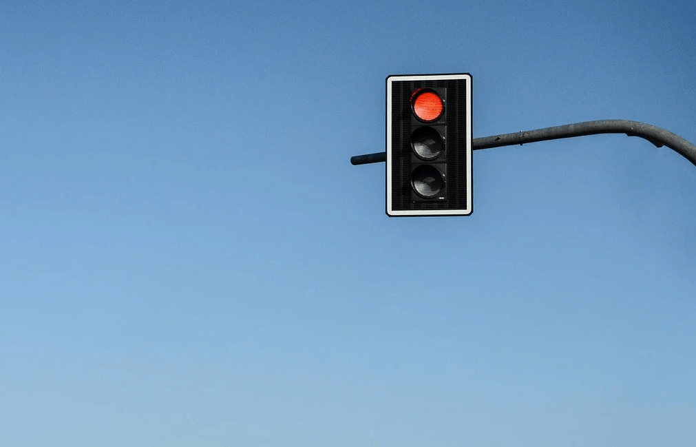 Travel Traffic Light System
